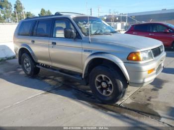  Salvage Mitsubishi Montero Sport