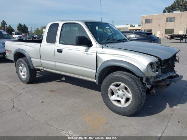  Salvage Toyota Tacoma