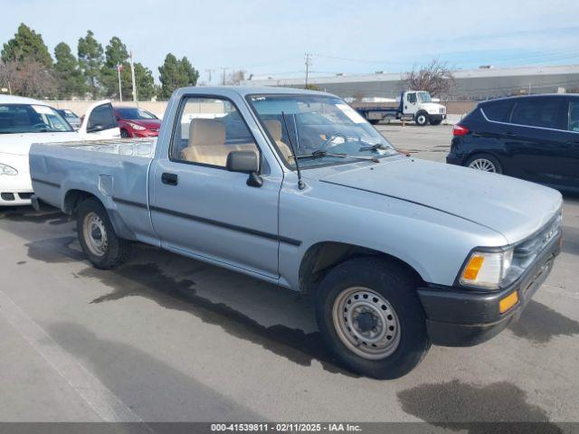  Salvage Toyota Pickup