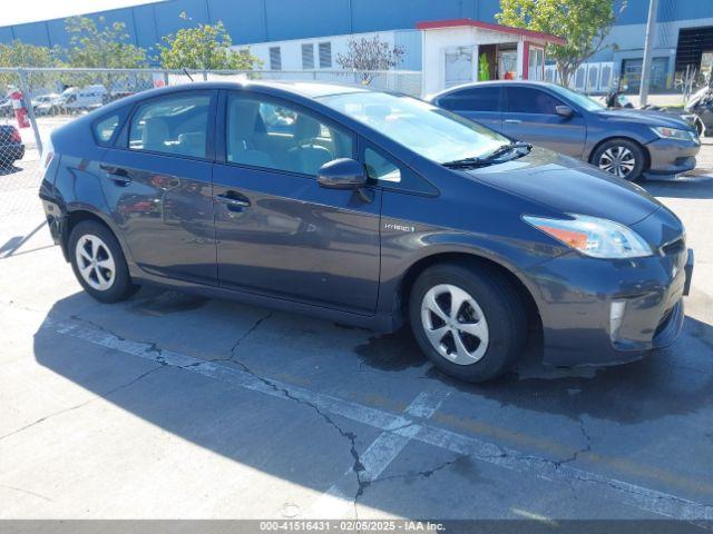  Salvage Toyota Prius