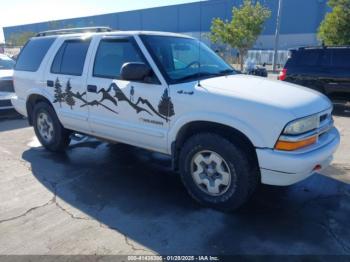  Salvage Chevrolet Blazer