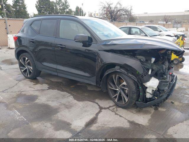  Salvage Volvo XC40