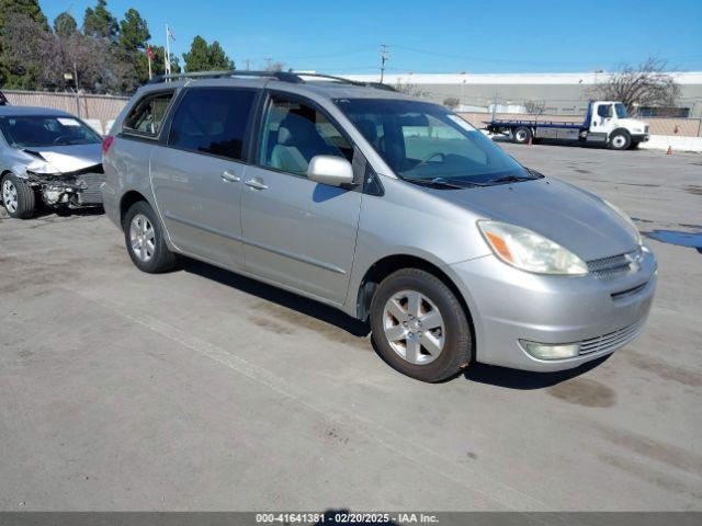  Salvage Toyota Sienna