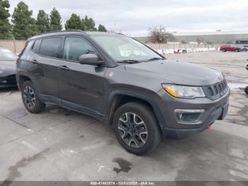  Salvage Jeep Compass