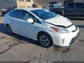  Salvage Toyota Prius