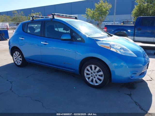  Salvage Nissan LEAF