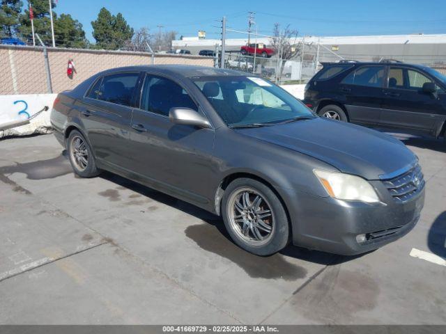  Salvage Toyota Avalon