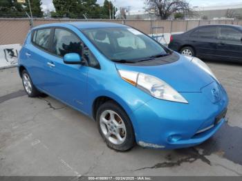  Salvage Nissan LEAF