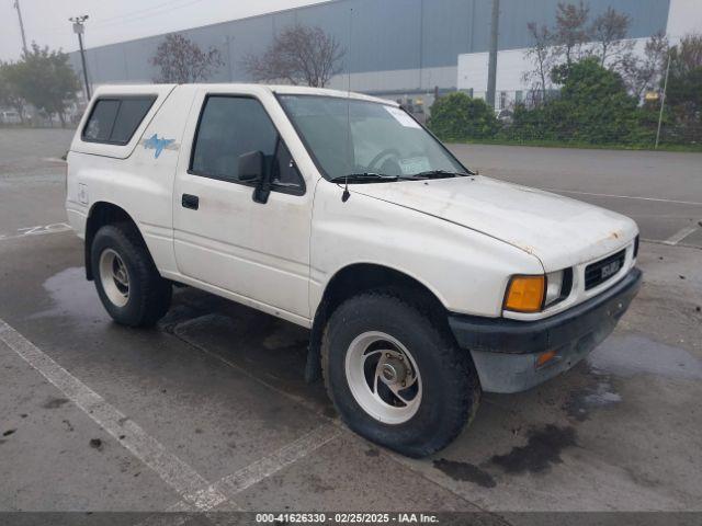  Salvage Isuzu Amigo