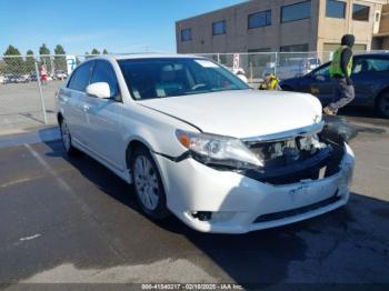  Salvage Toyota Avalon