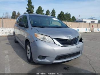  Salvage Toyota Sienna