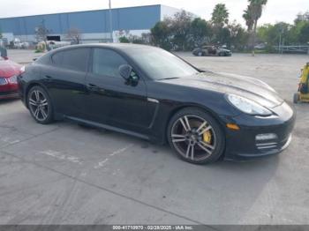  Salvage Porsche Panamera