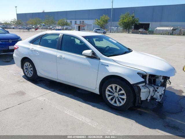  Salvage Toyota Camry