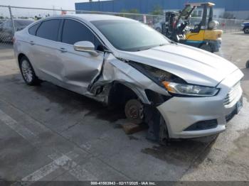  Salvage Ford Fusion