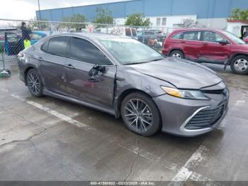  Salvage Toyota Camry