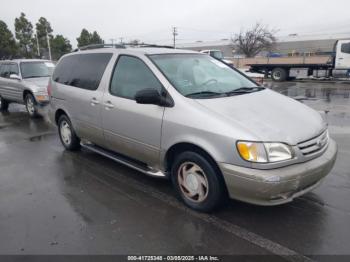  Salvage Toyota Sienna