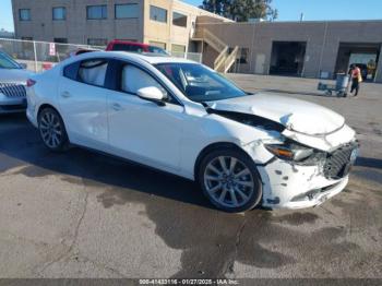  Salvage Mazda Mazda3