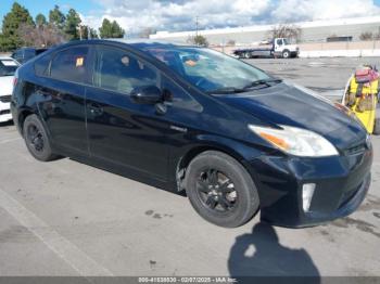  Salvage Toyota Prius