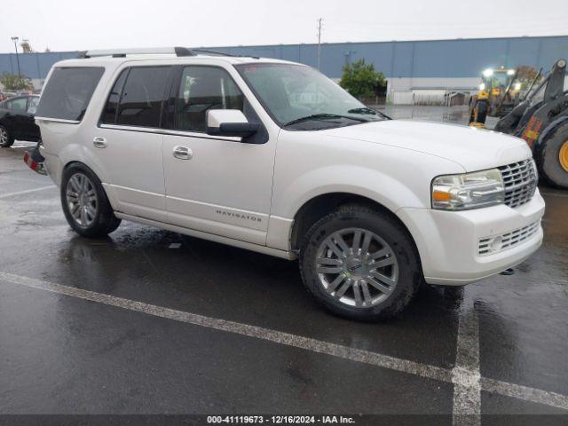  Salvage Lincoln Navigator