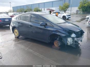  Salvage Toyota Prius