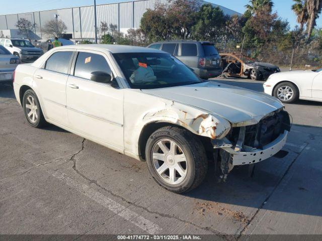  Salvage Chrysler 300