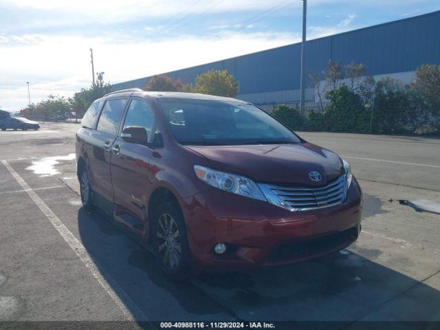  Salvage Toyota Sienna