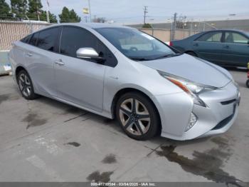  Salvage Toyota Prius