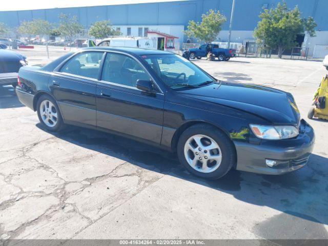  Salvage Lexus Es