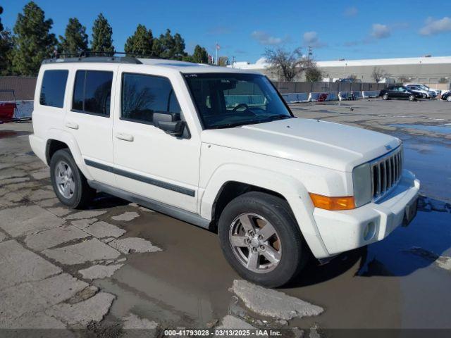  Salvage Jeep Commander