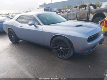  Salvage Dodge Challenger