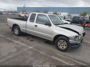  Salvage Toyota Tacoma