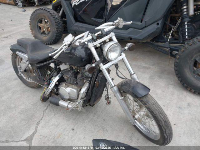  Salvage Honda Vt750