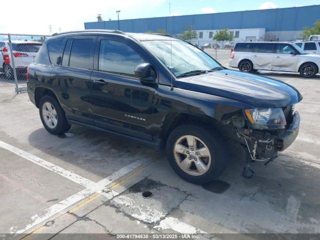  Salvage Jeep Compass