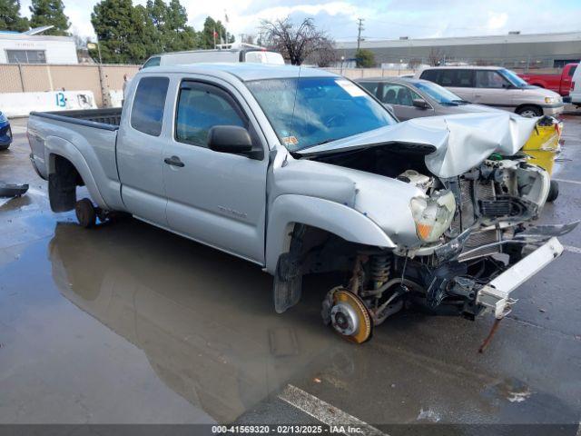  Salvage Toyota Tacoma