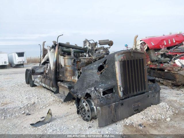  Salvage Kenworth Construction