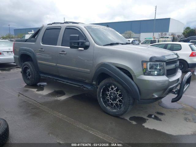  Salvage Chevrolet Avalanche 1500