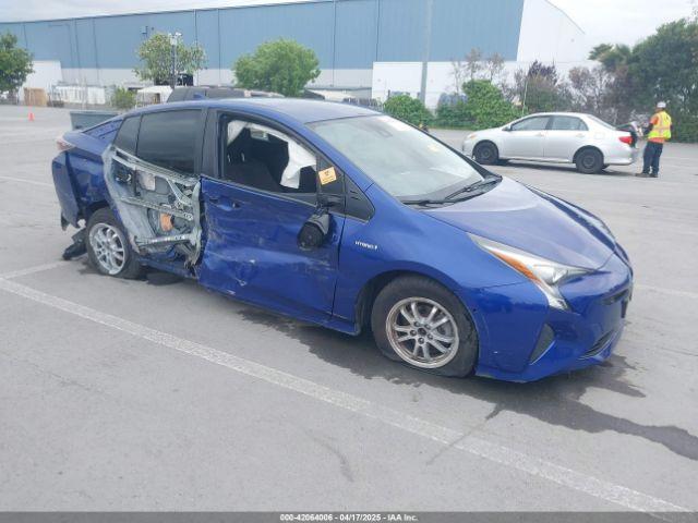  Salvage Toyota Prius