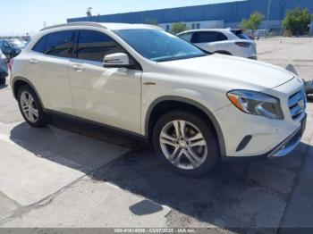  Salvage Mercedes-Benz GLA