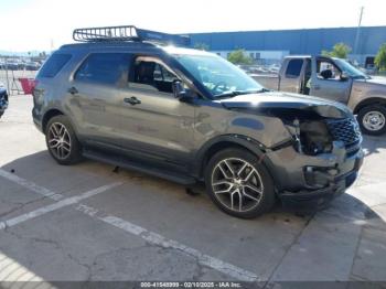  Salvage Ford Explorer
