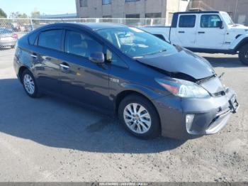  Salvage Toyota Prius
