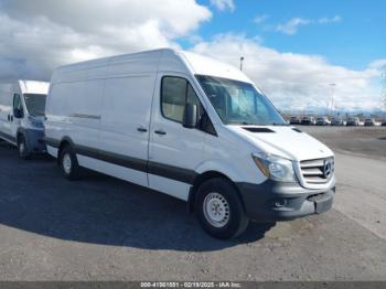  Salvage Mercedes-Benz Sprinter 2500