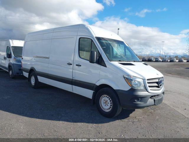  Salvage Mercedes-Benz Sprinter 2500