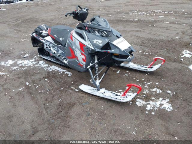  Salvage Arctic Cat Riot X 8000 Es