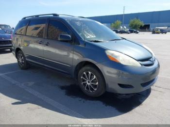  Salvage Toyota Sienna