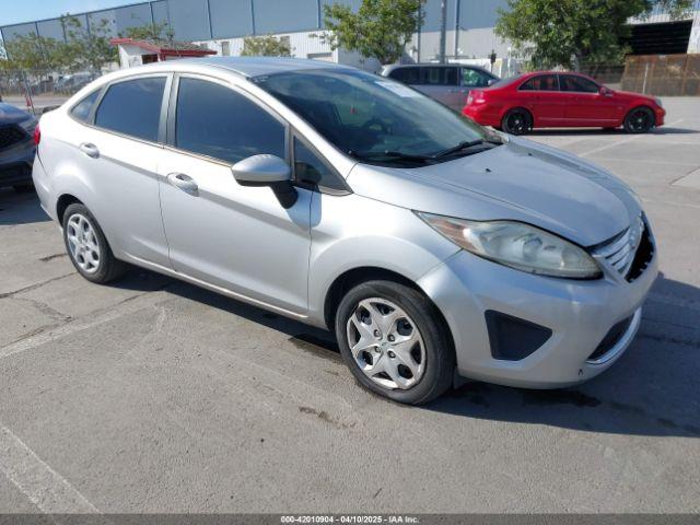  Salvage Ford Fiesta