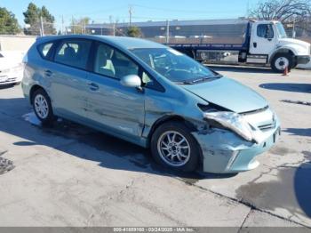  Salvage Toyota Prius v