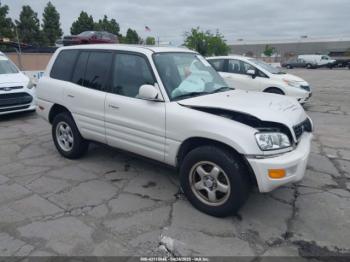  Salvage Toyota RAV4