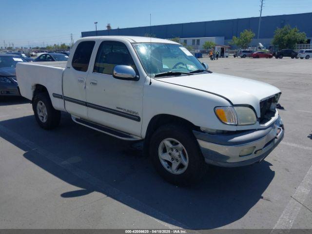  Salvage Toyota Tundra