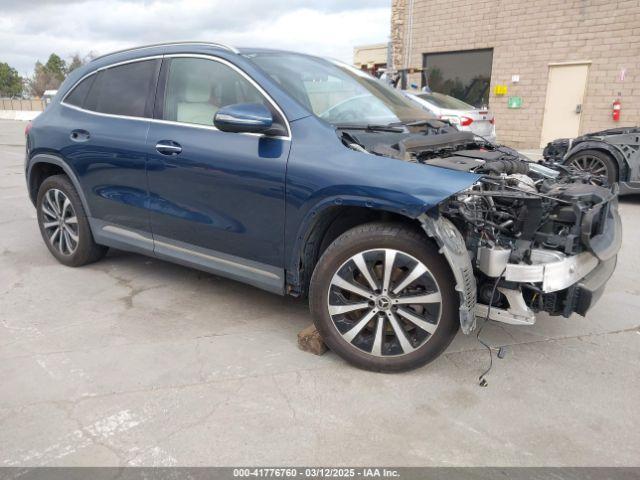  Salvage Mercedes-Benz GLA