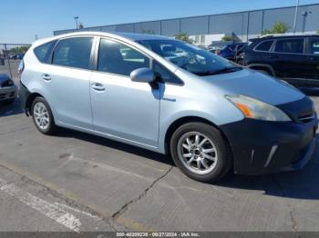  Salvage Toyota Prius v